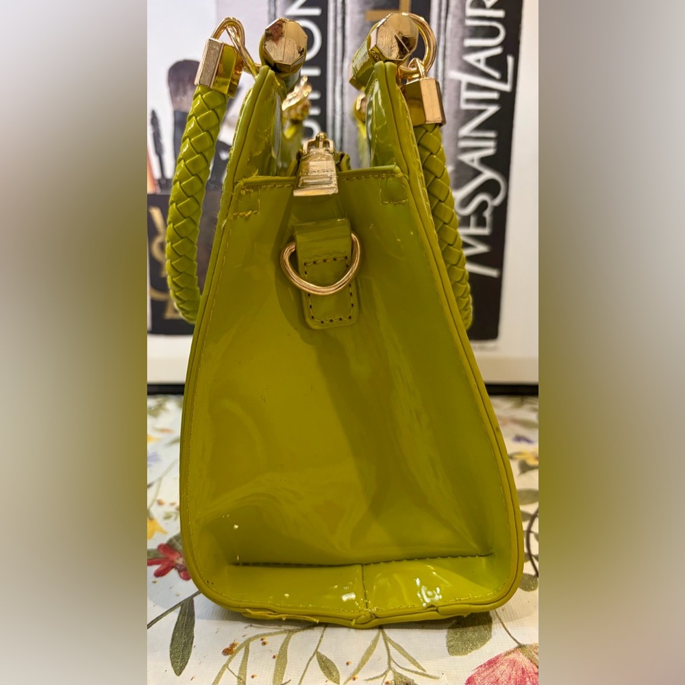 BEBE Lime Green Patent Satchel/Crossbody w/Braided Top Handle/Adjustable Strap - Picture 10 of 14